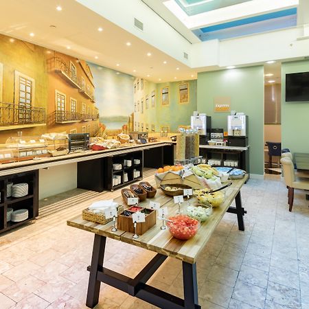 Holiday Inn Express Lisboa - Av. Liberdade By Ihg Exterior photo