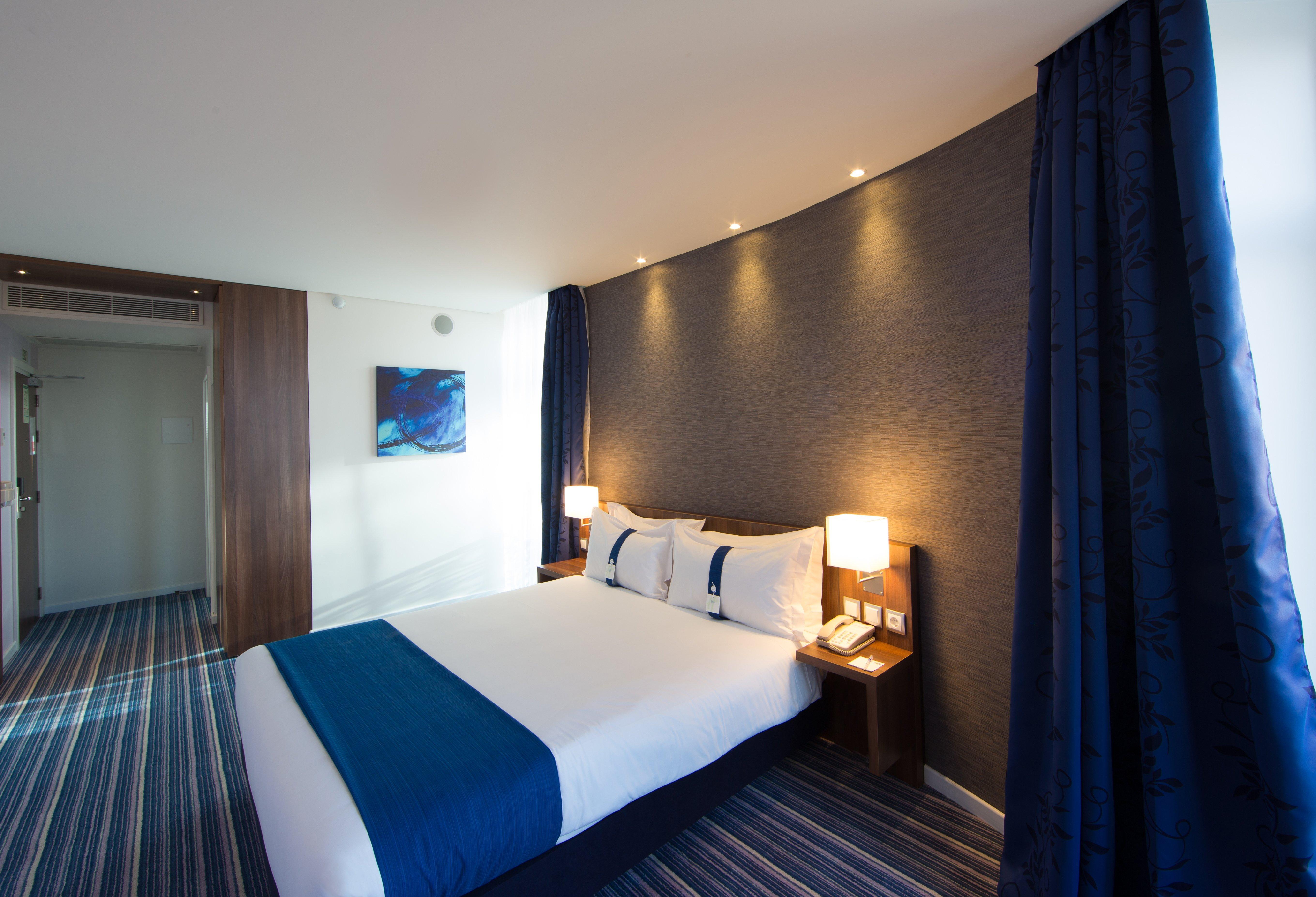 Holiday Inn Express Lisboa - Av. Liberdade By Ihg Exterior photo