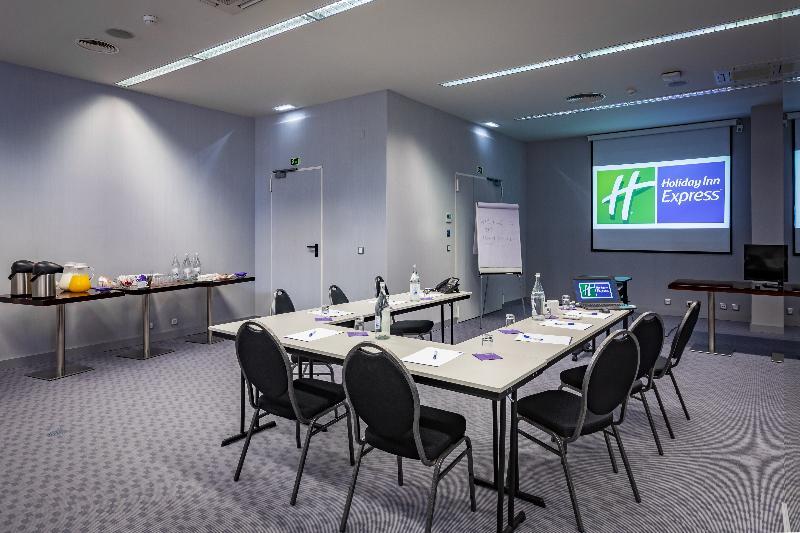 Holiday Inn Express Lisboa - Av. Liberdade By Ihg Exterior photo