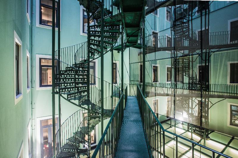 Holiday Inn Express Lisboa - Av. Liberdade By Ihg Exterior photo