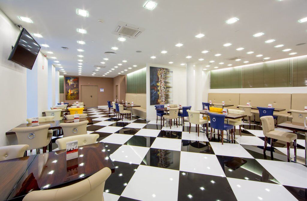 Holiday Inn Express Lisboa - Av. Liberdade By Ihg Exterior photo
